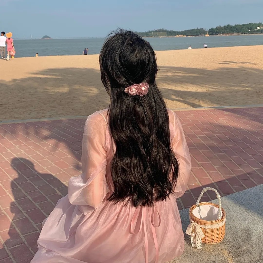 三生缘起是清欢海报